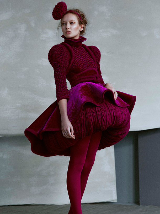 Från Anna Scholz kollektion ”Imperfect pearl”. Foto: Daniel Stigefelt. Hår/Makeup: Pernilla Strand. Retusch: Helena Perminger. Modell: Trixi, Elite