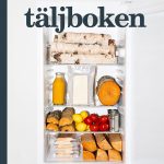 Träbitar i ett kylskåp