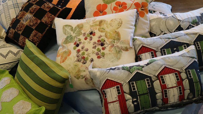 Dekorerade kuddar, Göteborgs och Bohusläns ideella Hemslöjdsförening