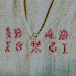 Överdel med monogram från Delsbo