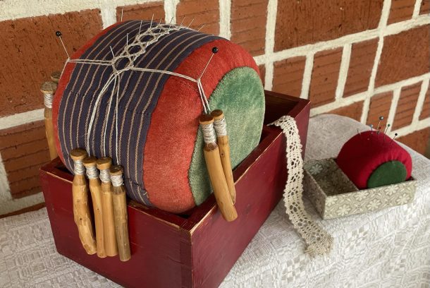 Knyppelkudde och knytningar från Dalarna